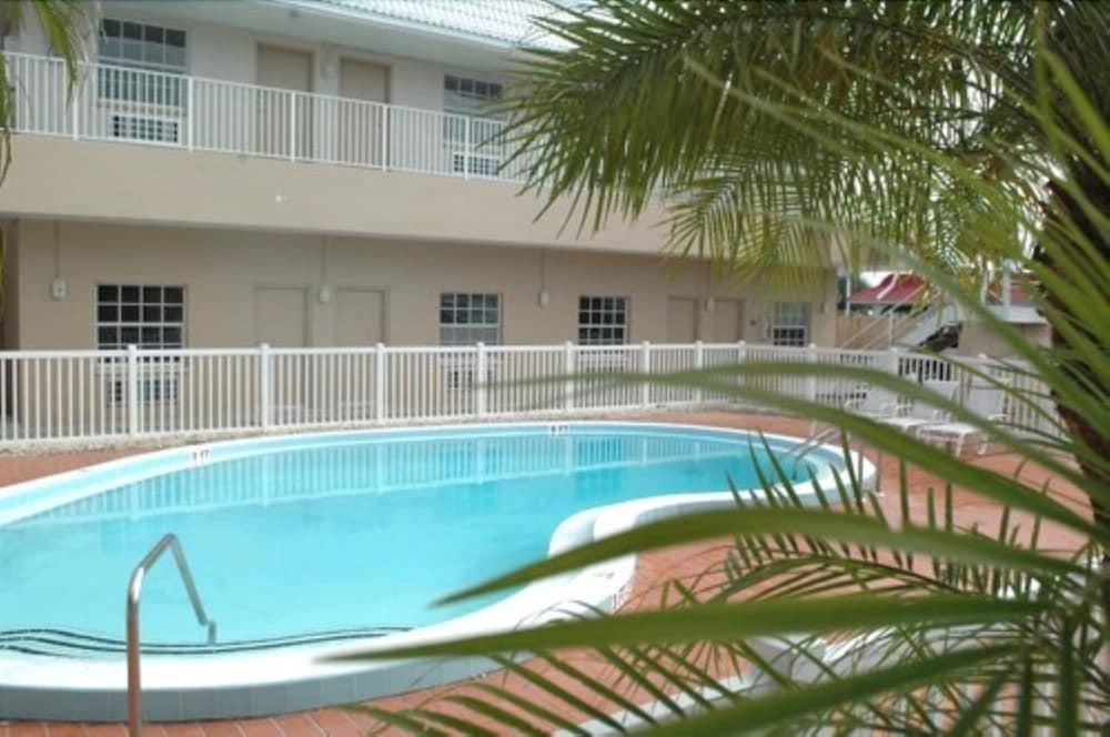 Travelodge By Wyndham Venice Venice Gardens Dış mekan fotoğraf