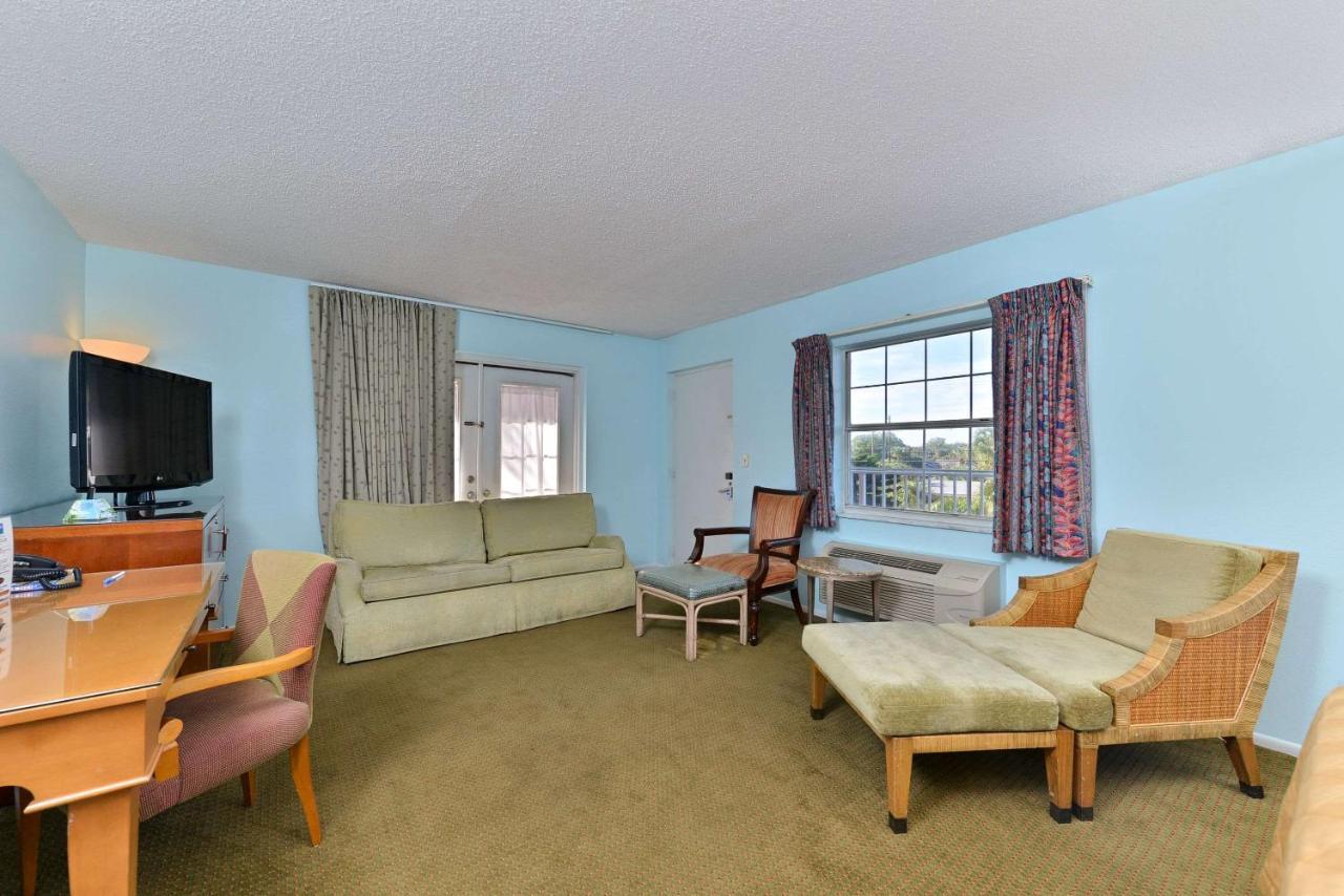 Travelodge By Wyndham Venice Venice Gardens Dış mekan fotoğraf